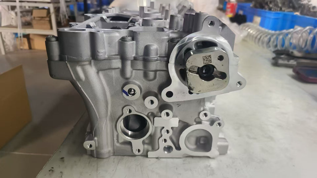 Cylinder head assembly for Audi A4 A5 Q5 2.0 TFSI 06K103063J