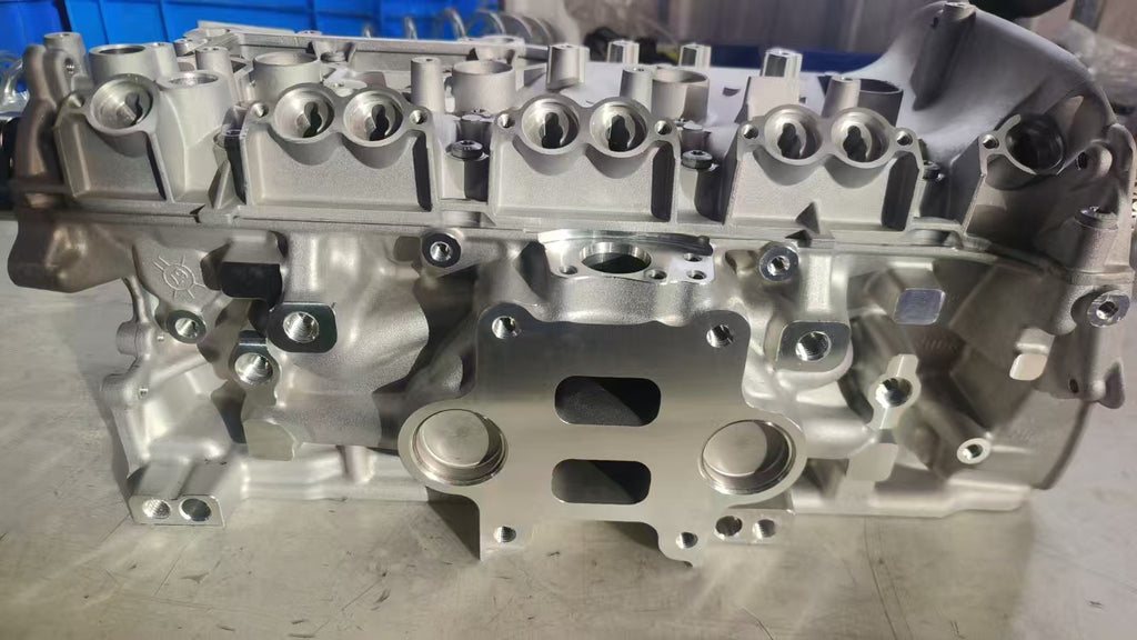 Cylinder head assembly for Audi A4 A5 Q5 2.0 TFSI 06K103063J