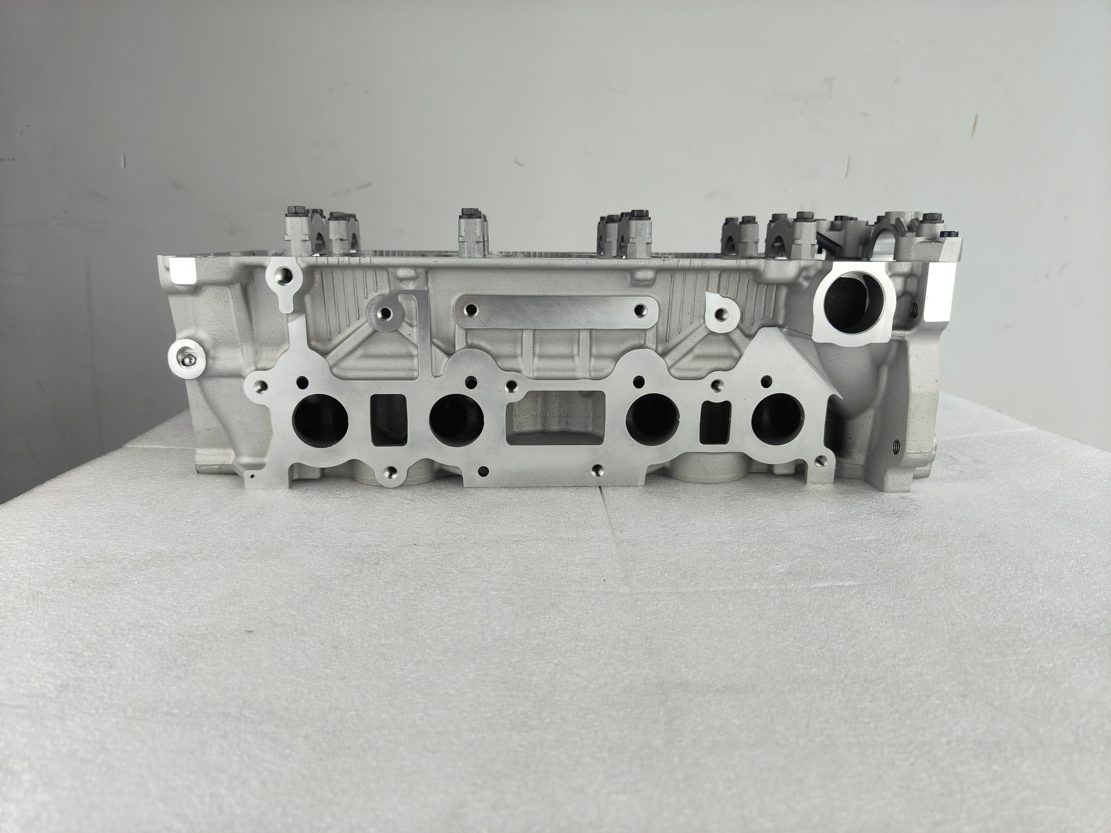 Brand New After Market 12 Months Warranty 2TR Cylinder Head Suitable for Toyota Hiace Hilux Tacoma Prado