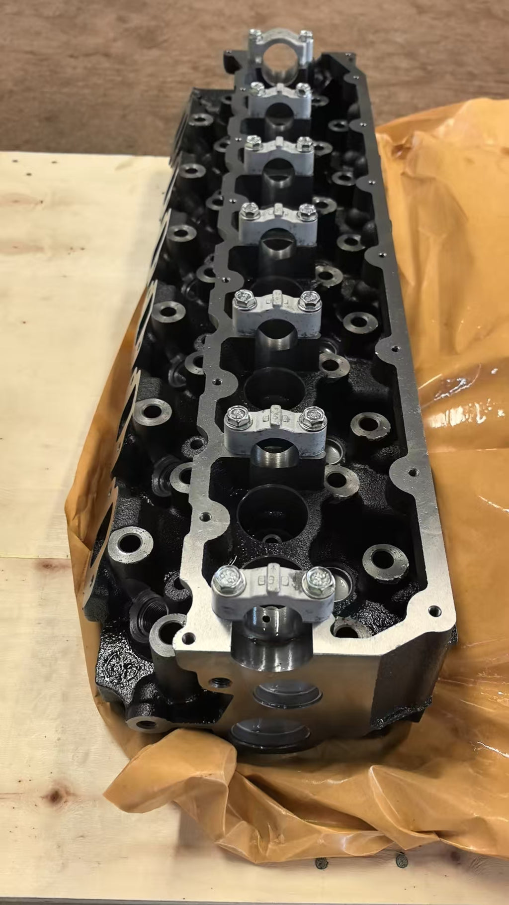 Cylinder Head (bare) for Toyota 1HZ For Toyota 1HZ Diesel Engine