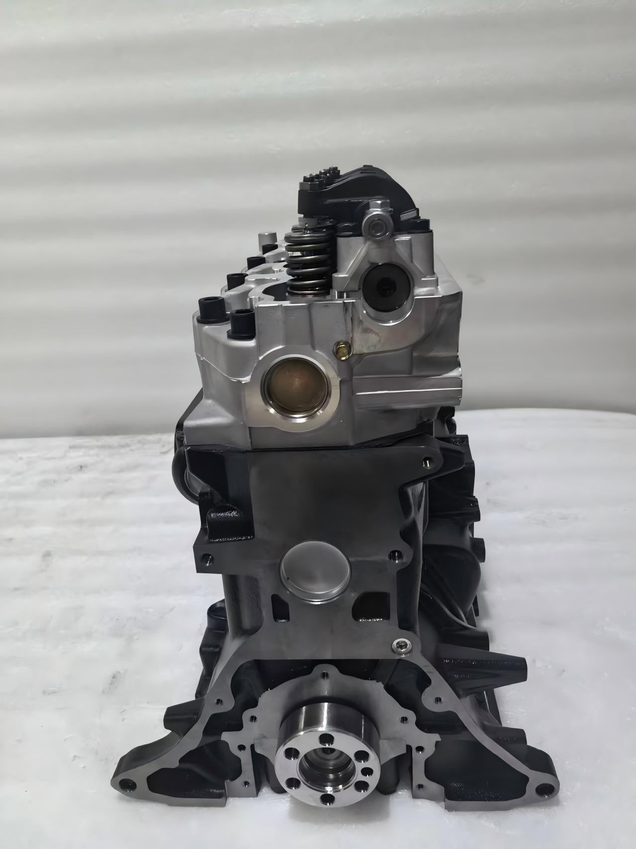 New 4D56 4D56t D4bb D4bh Engine Long Block for Mitsubishi