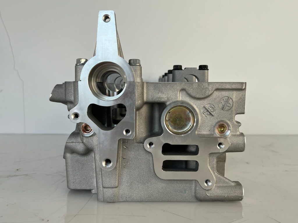 D4FA Cylinder Head for HYUNDAI  Accent Elatntra Getz Matrix New Matrix 1.5CRDI 16V Diesel OE 22100-2A000 22100-2A001 22100-2A050