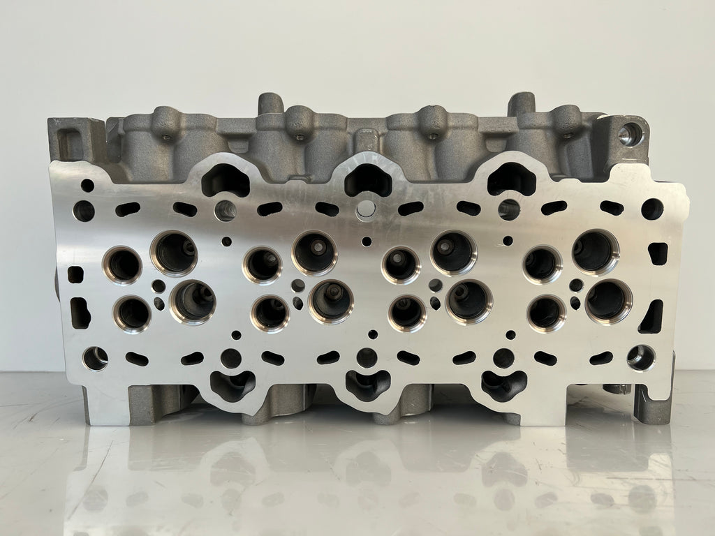 D4FA Cylinder Head for HYUNDAI  Accent Elatntra Getz Matrix New Matrix 1.5CRDI 16V Diesel OE 22100-2A000 22100-2A001 22100-2A050