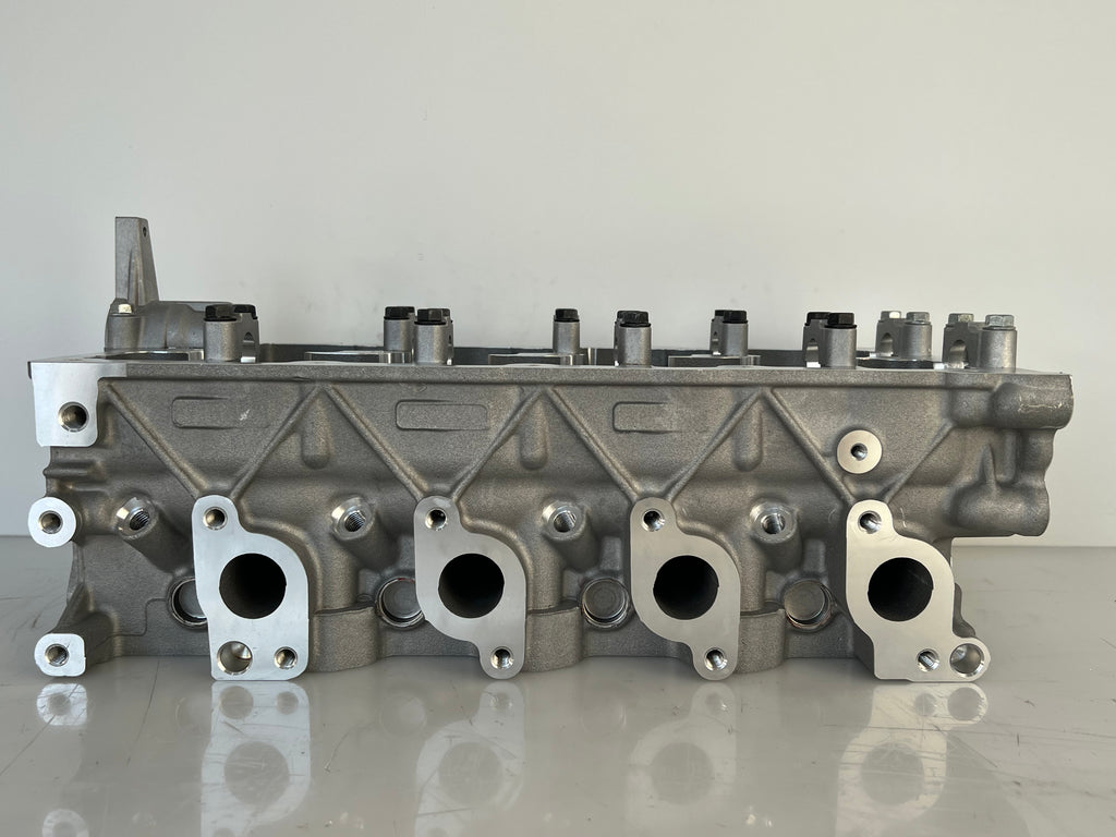 D4FA Cylinder Head for HYUNDAI  Accent Elatntra Getz Matrix New Matrix 1.5CRDI 16V Diesel OE 22100-2A000 22100-2A001 22100-2A050