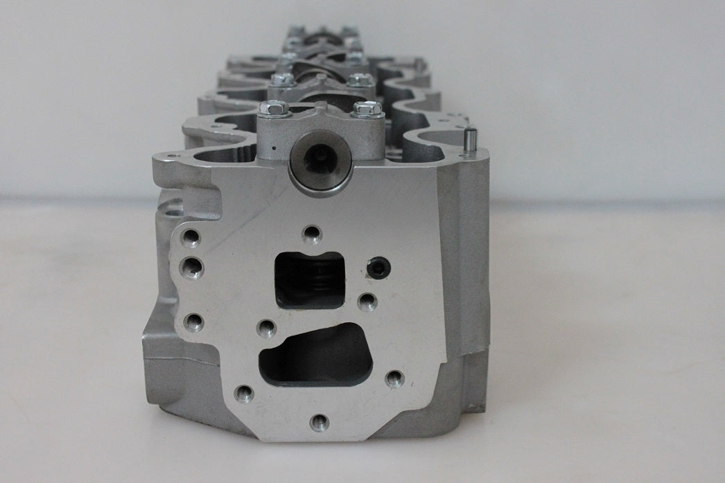 11101-64153 3c-T 3c Engine Cylinder Head Assy for Toyota Camry Estima Liteace Townace Vista