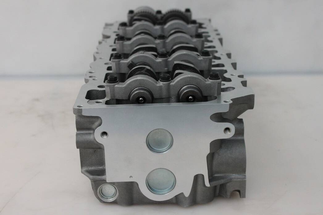 Del Motor Parts 2.5L 2kd-Ftv 2kd Engine Cylinder Head Assembly for Toyota Hilux Fortuner Innova Hiace