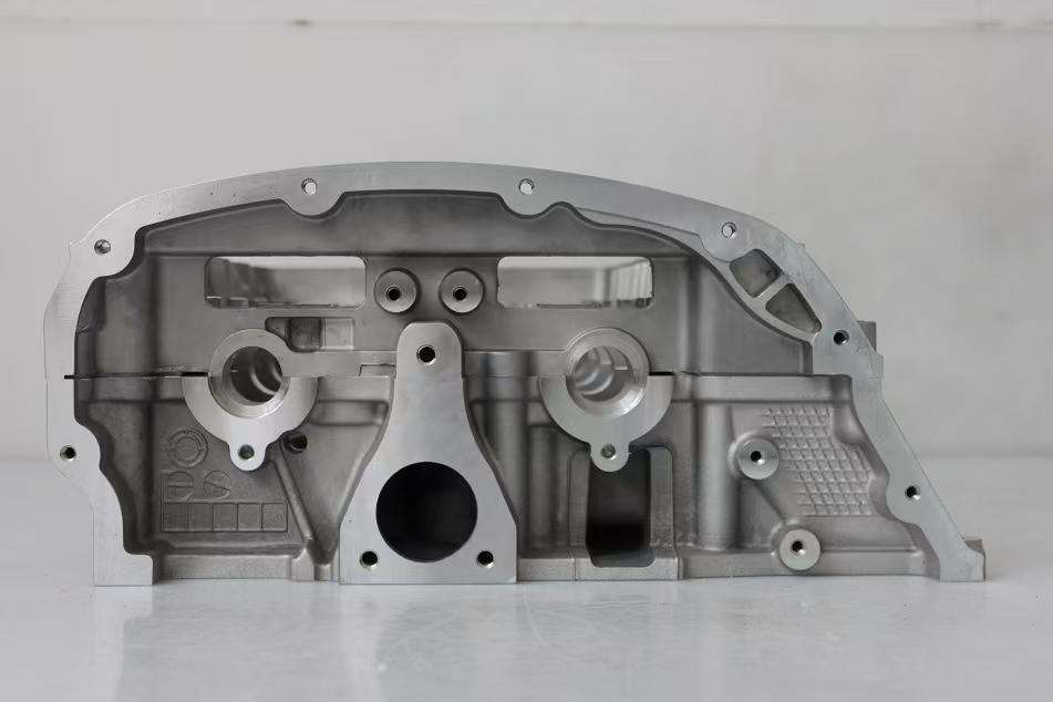 1740109 BK3Q-6K537-BD 960031 1740109 Cylinder Head for Ford 2.2T