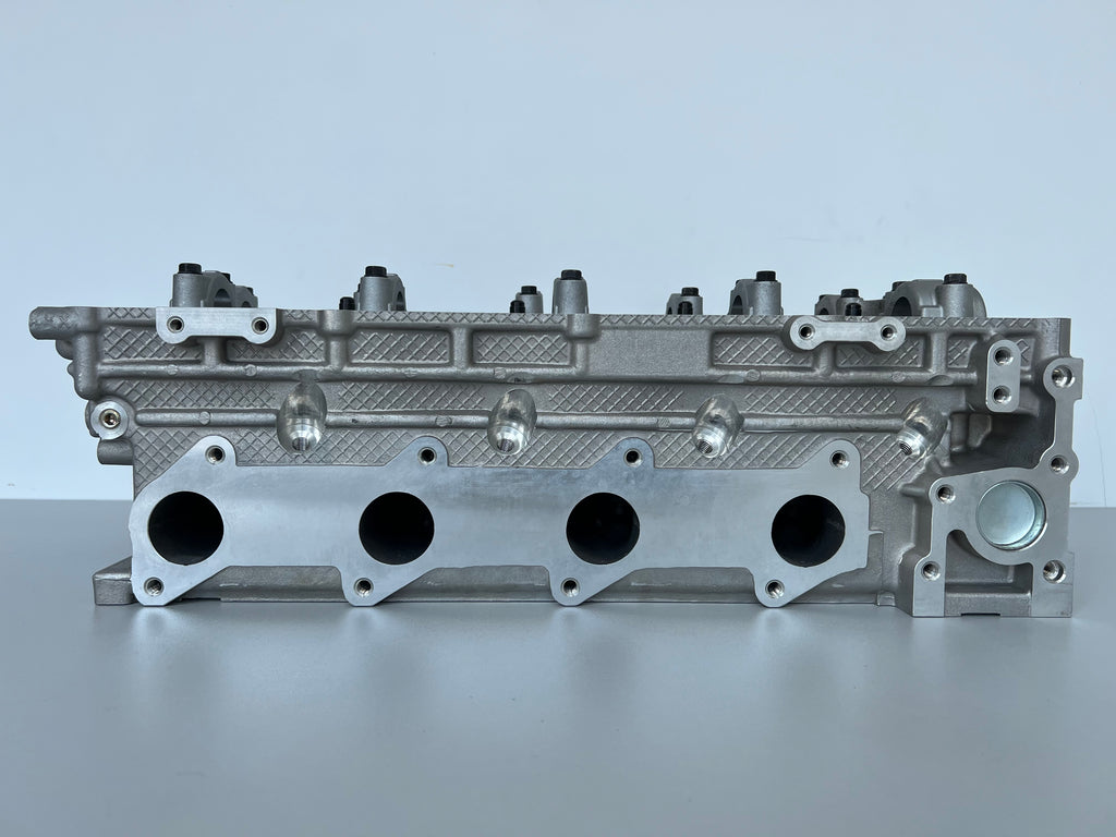 D4CB Cylinder Head VGT for HYUNDAI H-1 H200 Starex Porter 2.5 CRDI 16V Diesel 22100-4AU00