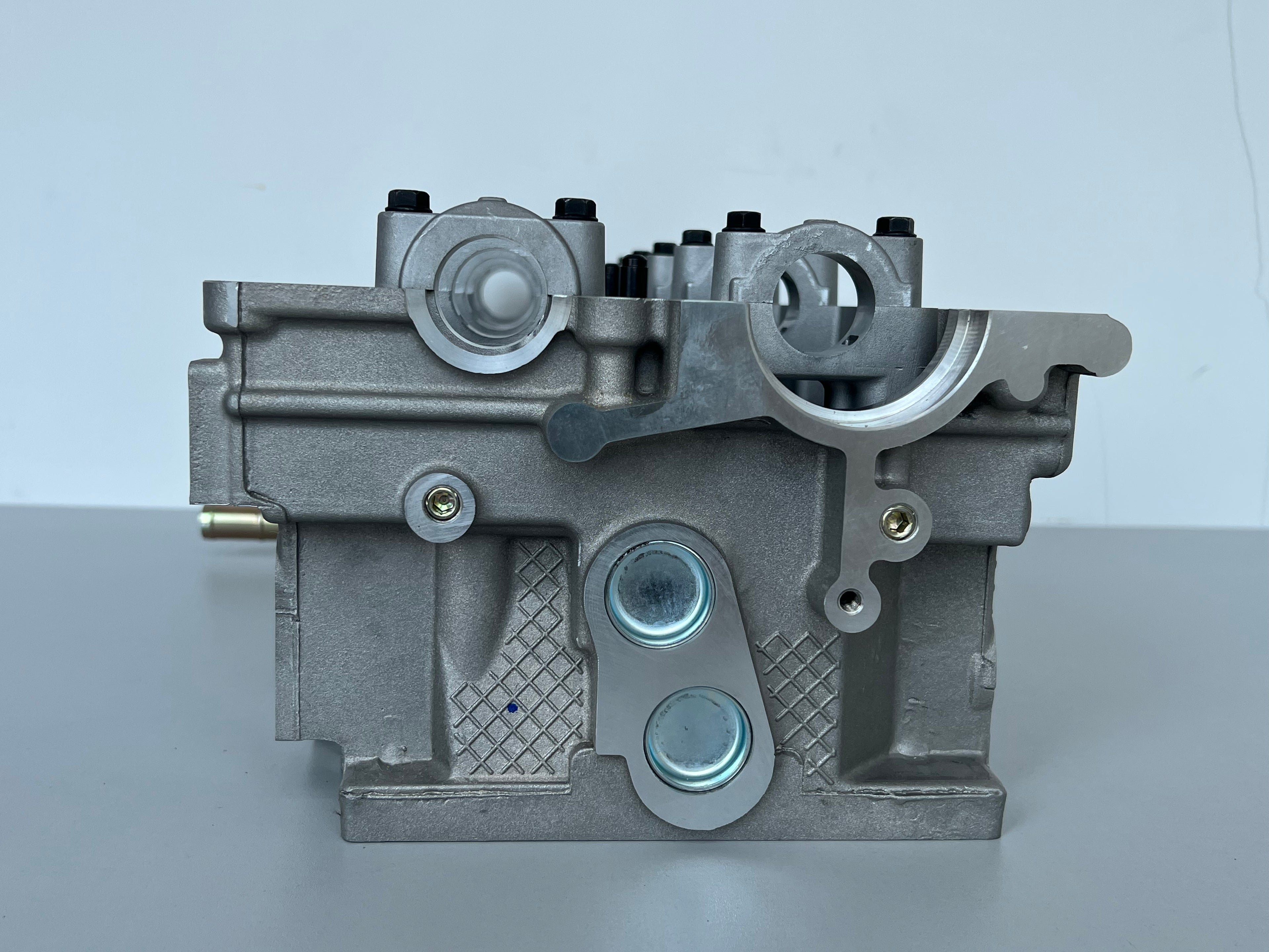 D4CB Cylinder Head VGT for HYUNDAI H-1 H200 Starex Porter 2.5 CRDI 16V Diesel 22100-4AU00
