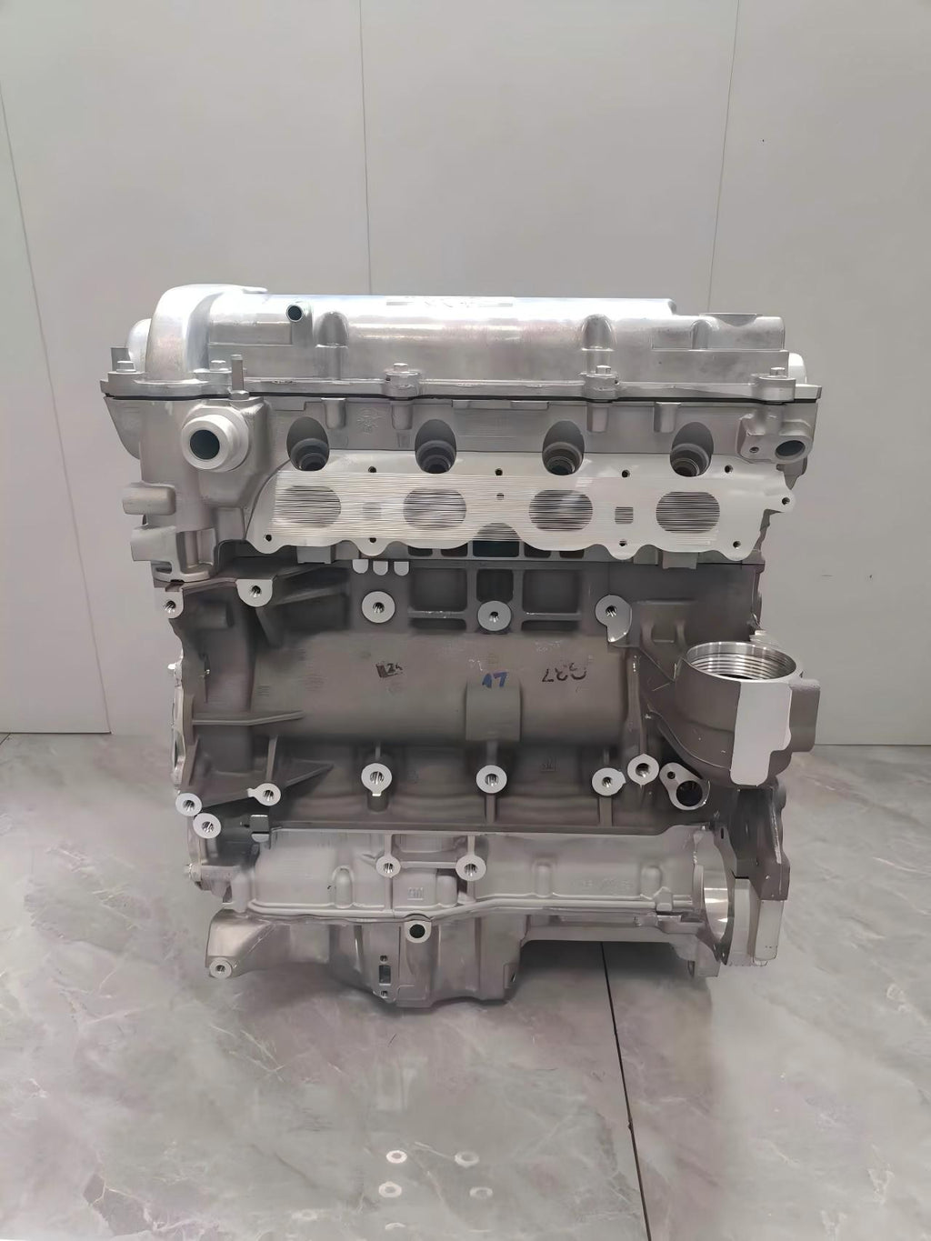 HIGH QUALITY A24XE Engine 2.4L for Chevrolet Cobalt Malibu Hhr Lacrosse Gl8 Pontiac Solstice Saturn Vue Sky