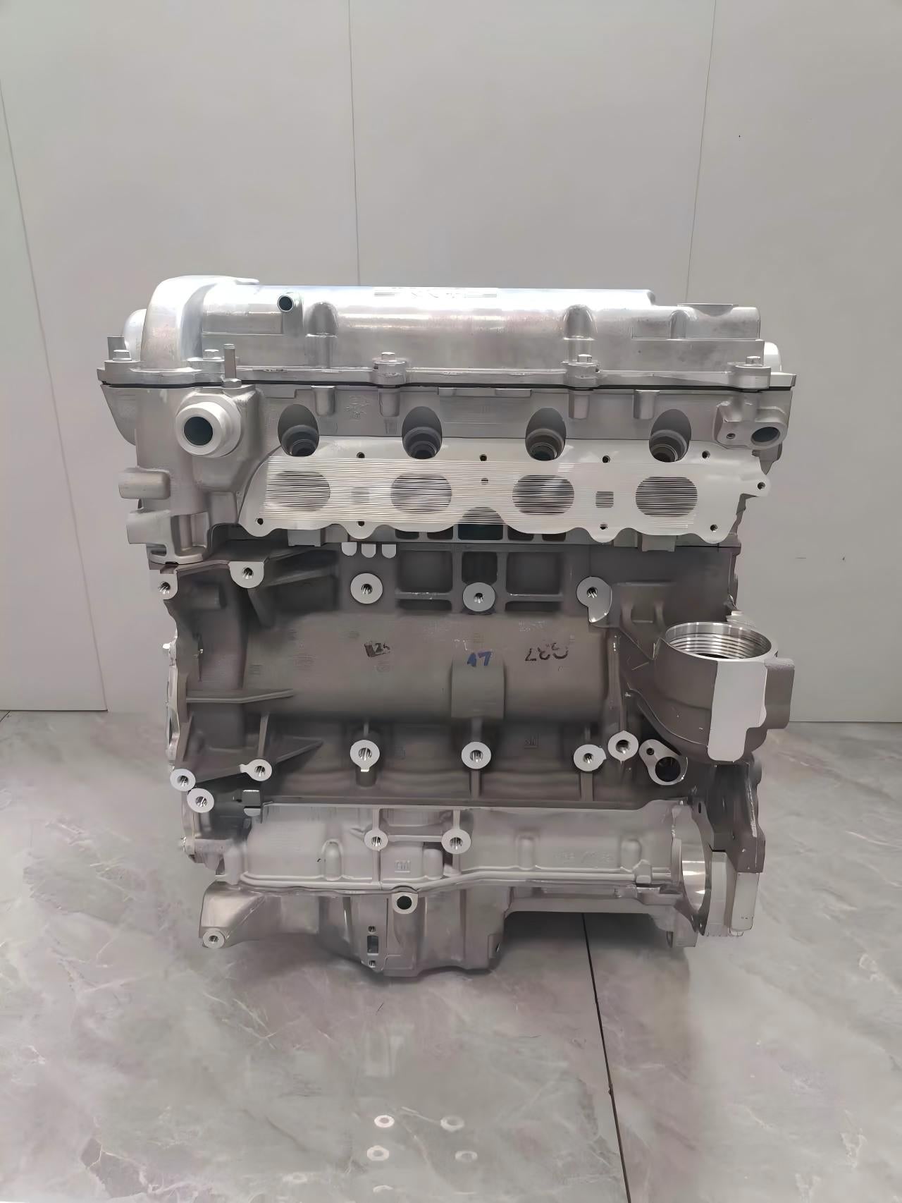 HIGH QUALITY A24XE Engine 2.4L for Chevrolet Cobalt Malibu Hhr Lacrosse Gl8 Pontiac Solstice Saturn Vue Sky