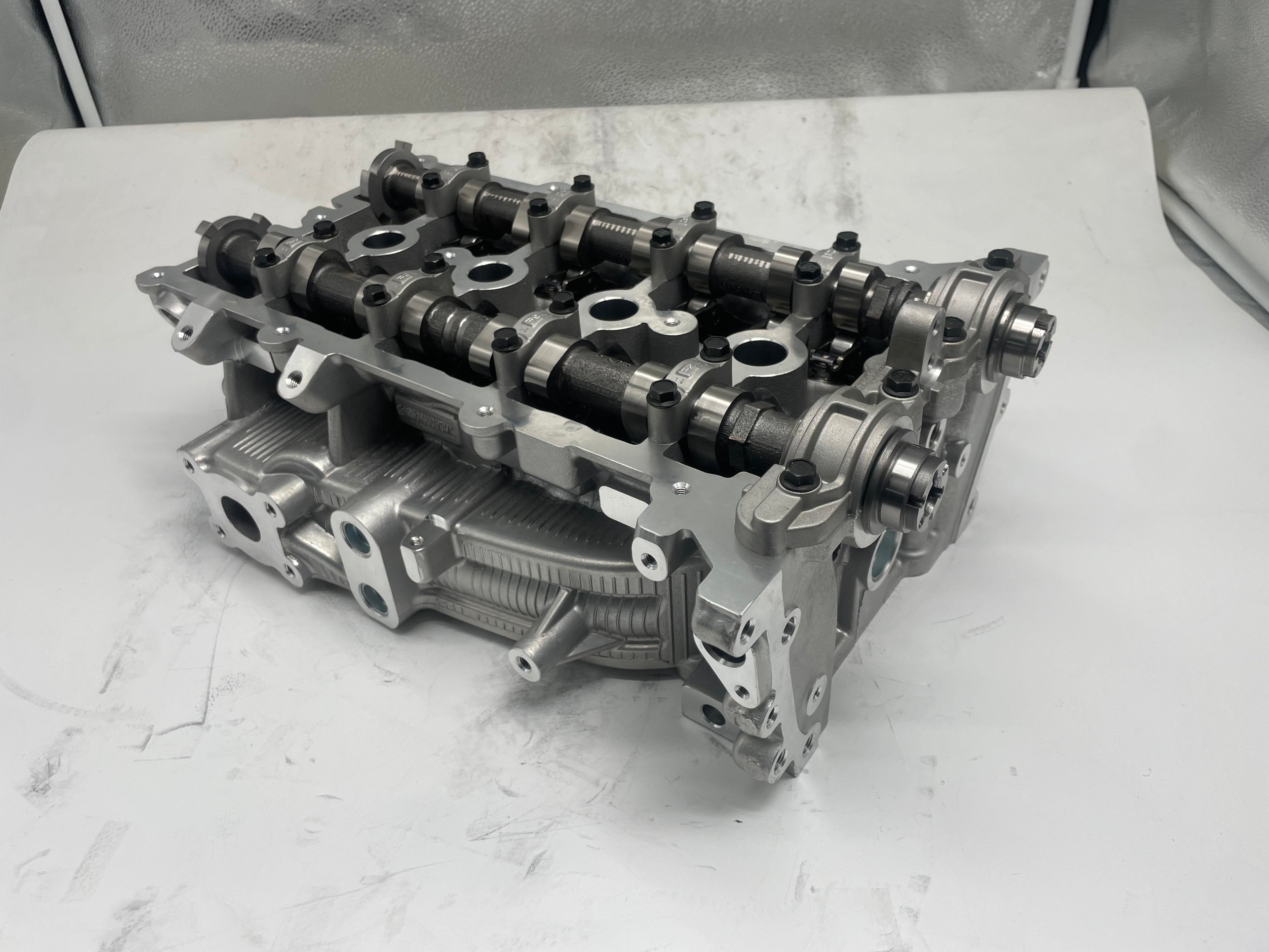 1.5T SQRE4T15B E4T15B Engine Complete Cylinder Head for Chery Arrizo 5 7 Tiggo 3 Tiggo 5X Tiggo 7