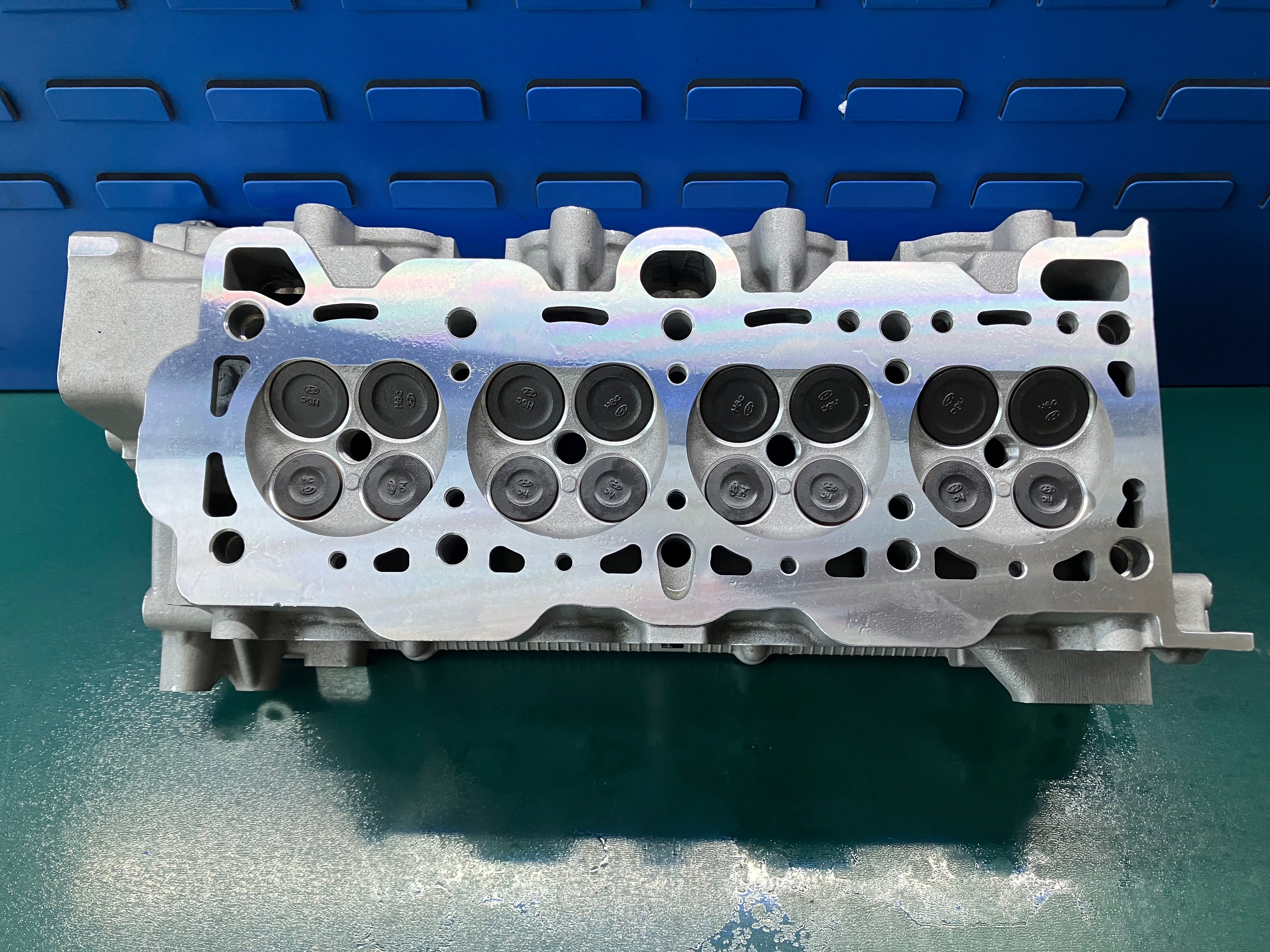 Cylinder Head Assembly for HYUNDAI KIA G4EE 22100-26100