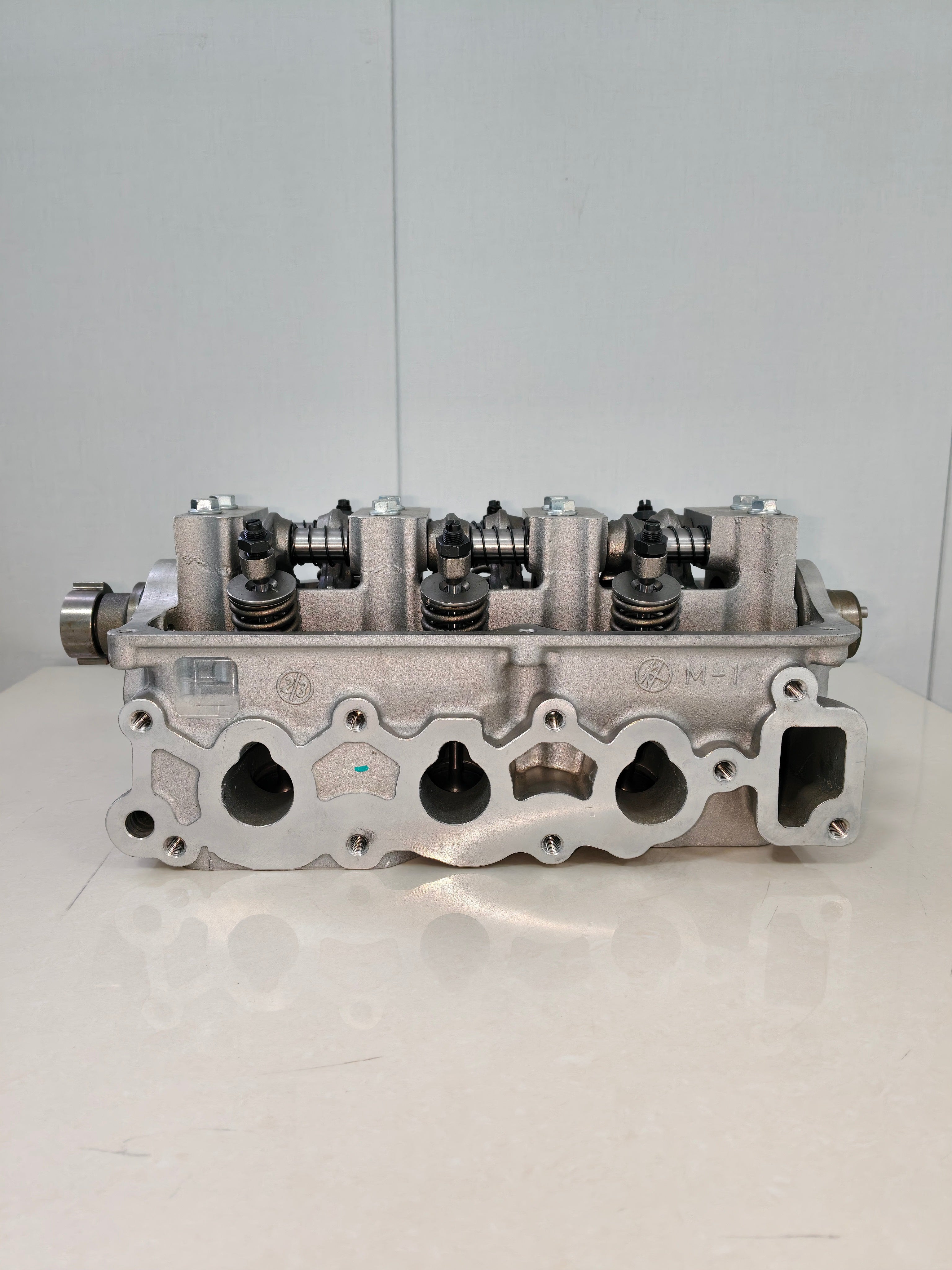 New Complete Assembled SOHC F8CV Cylinder Head for CHEVROLET Matiz 0.8L Spark 0.8L Cylinder 8V 96642708 96316210 96642705