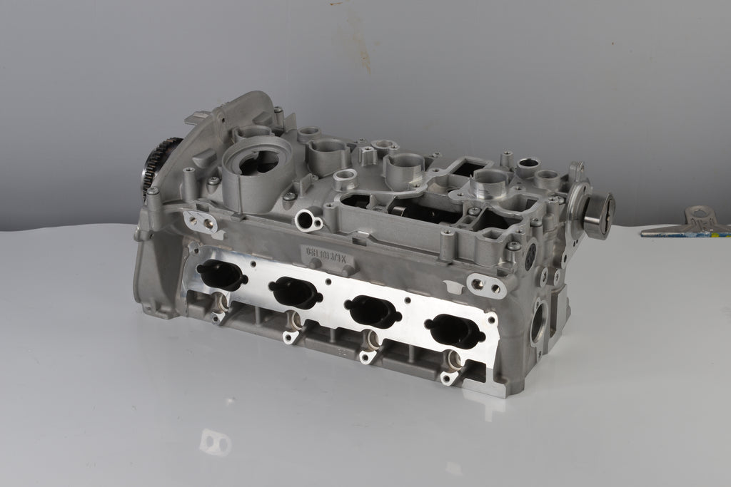 EA888 06H103373K Engine Cylinder Head Engine for VW 1.8T