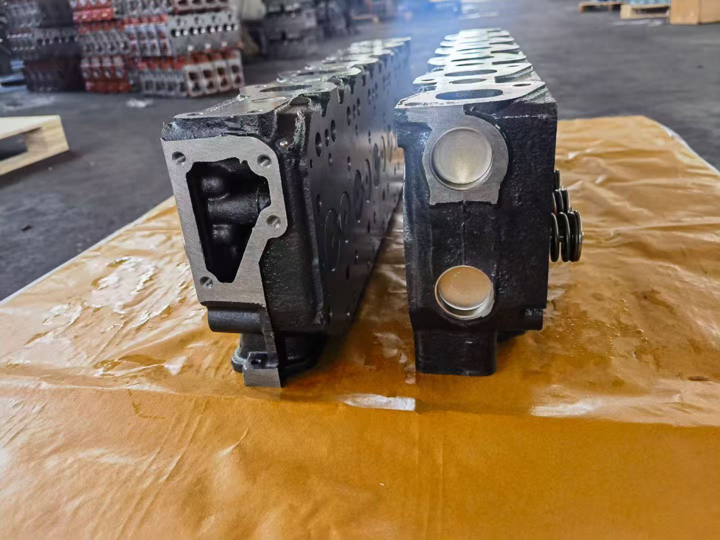 Complete Assembled Nissan TD42 & TD42T Cylinder Head Kit / Patrol Safari