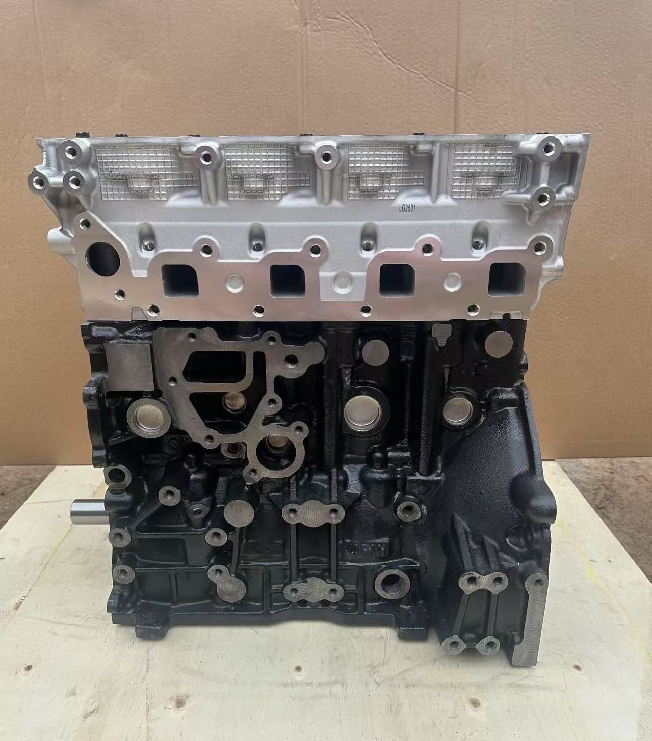 New 2.5L Yd25ddti Yd25 Engine for Nissan Navara Presage Bassara